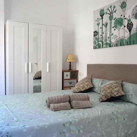 Apartamento En Centro De Ferrol Exterior foto